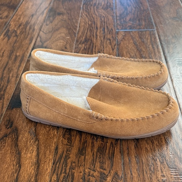 Lands' End Brown Suede Moccasin Slippers, size 13 - Picture 2 of 9